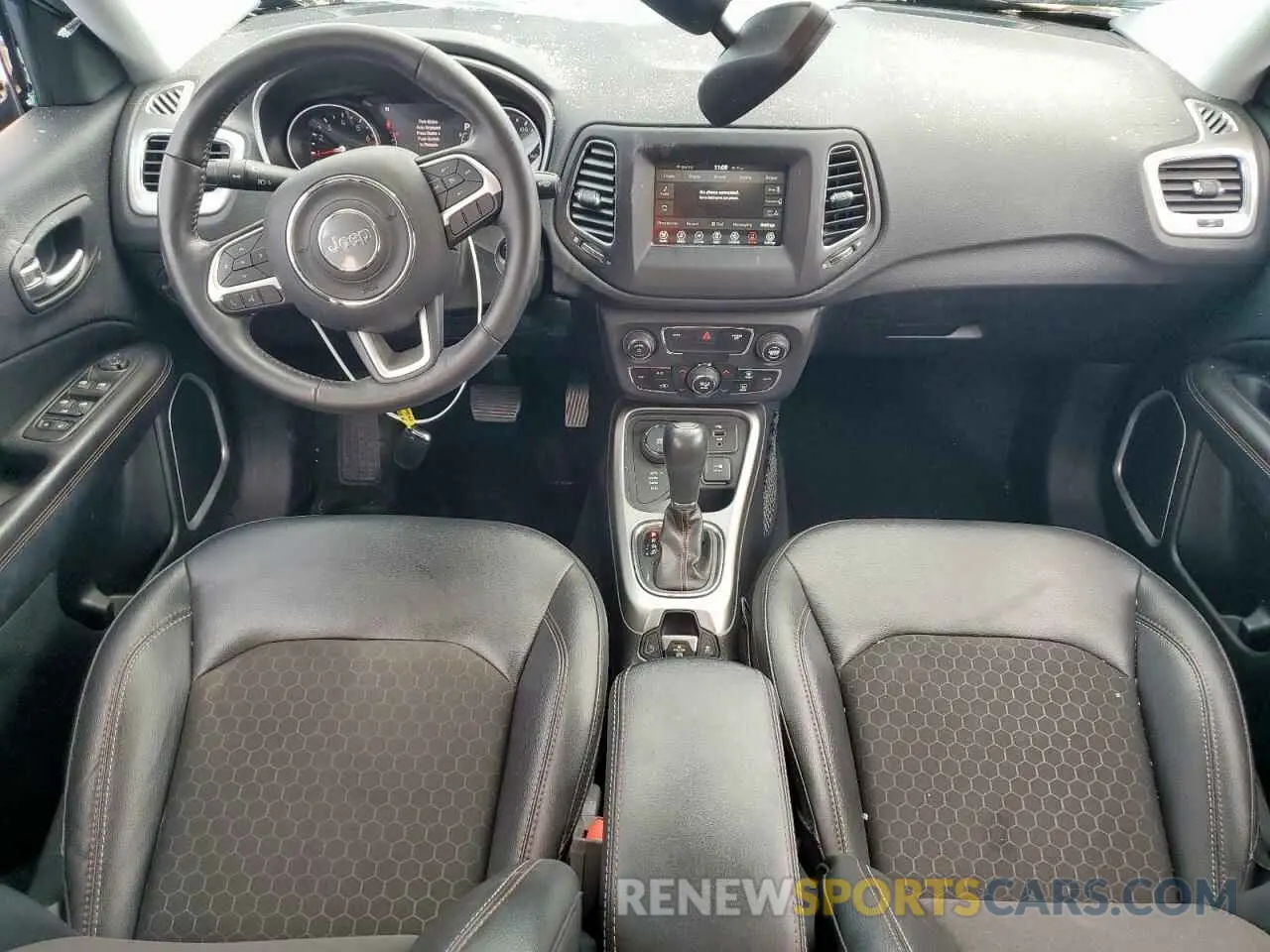 8 Photograph of a damaged car 3C4NJDBB2KT703341 JEEP COMPASS 2019