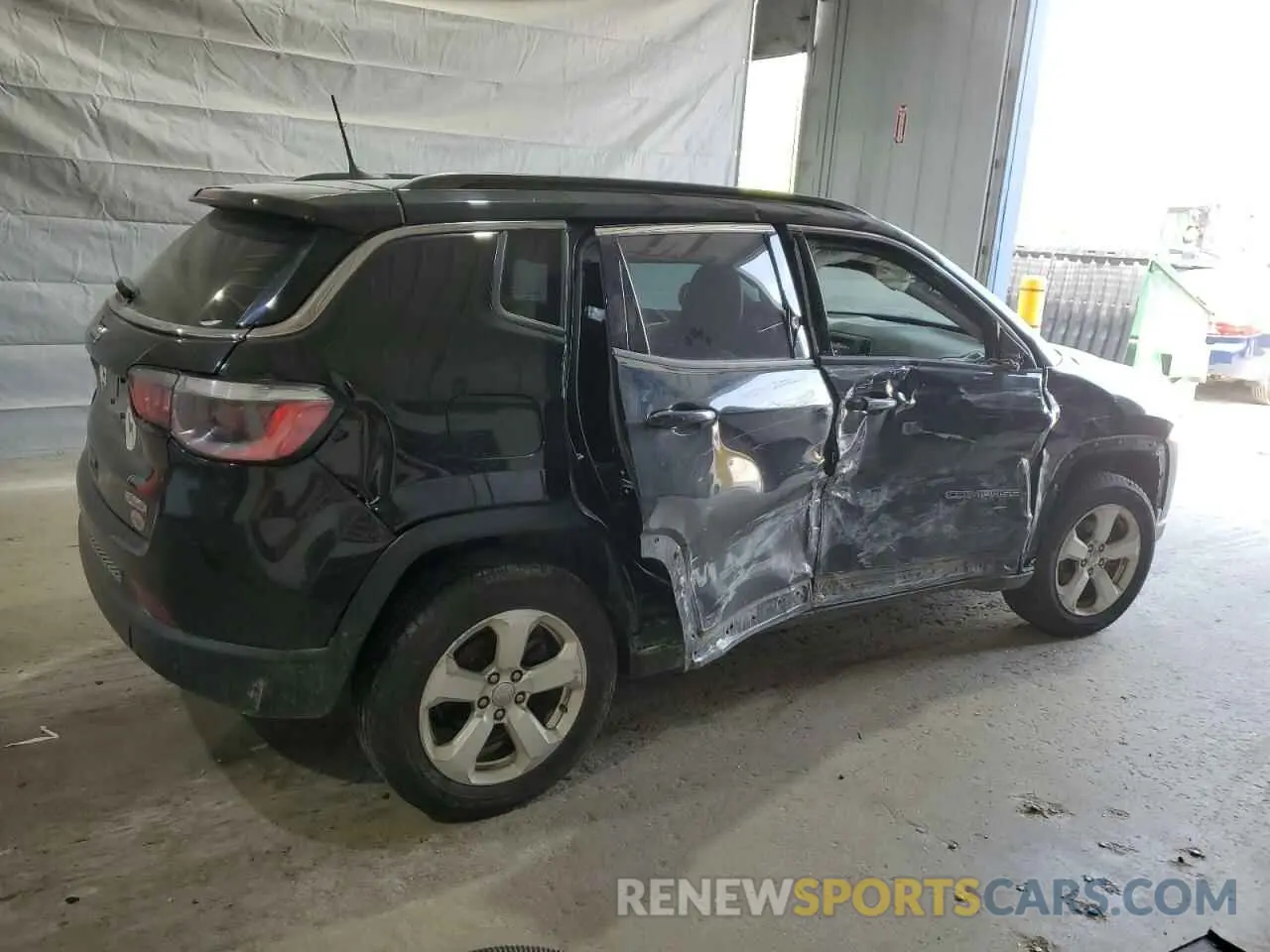 3 Photograph of a damaged car 3C4NJDBB2KT786690 JEEP COMPASS 2019