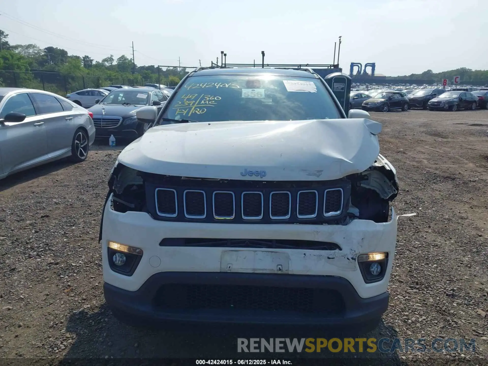 12 Photograph of a damaged car 3C4NJDBB2KT792196 JEEP COMPASS 2019
