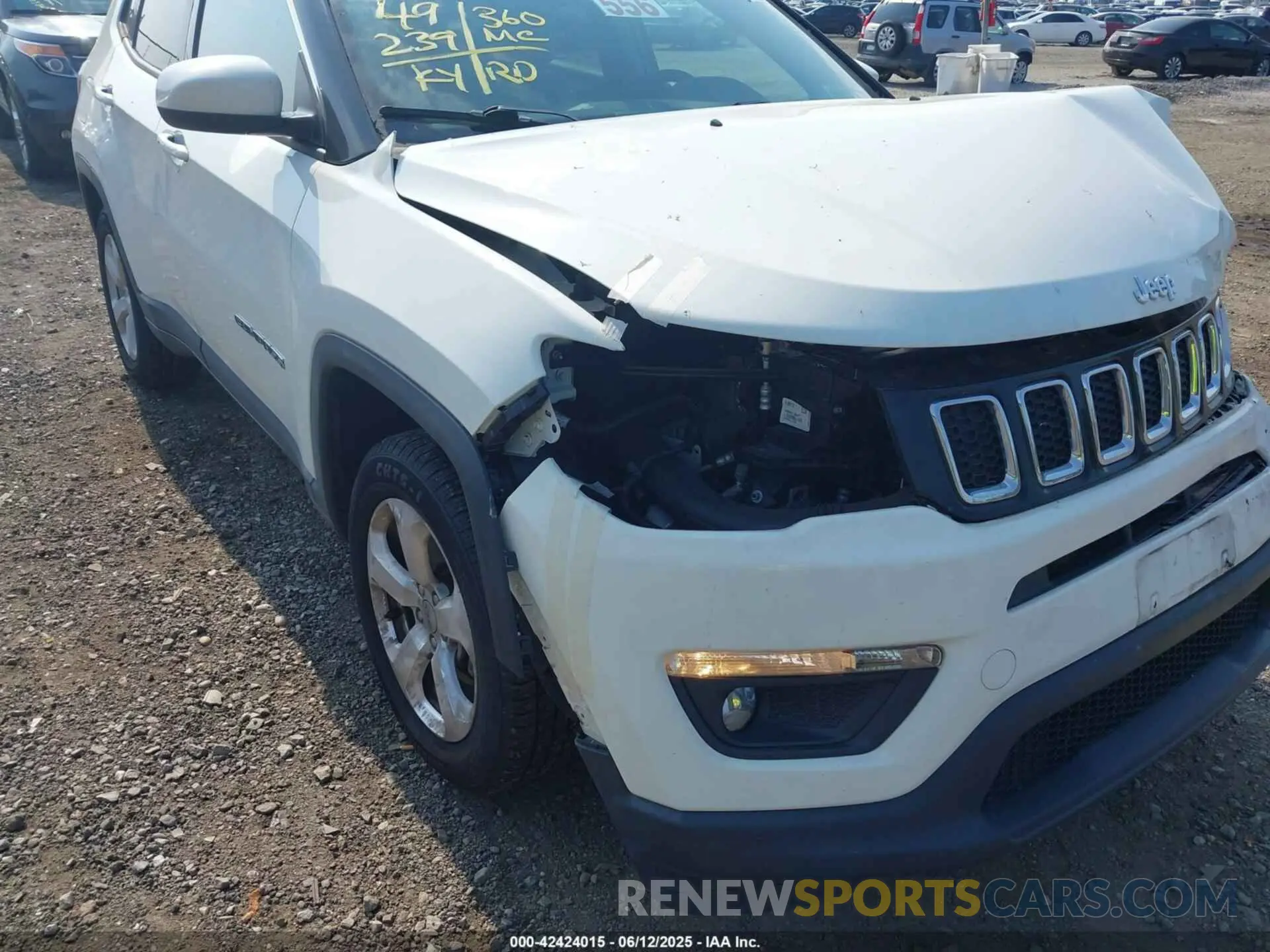 18 Photograph of a damaged car 3C4NJDBB2KT792196 JEEP COMPASS 2019