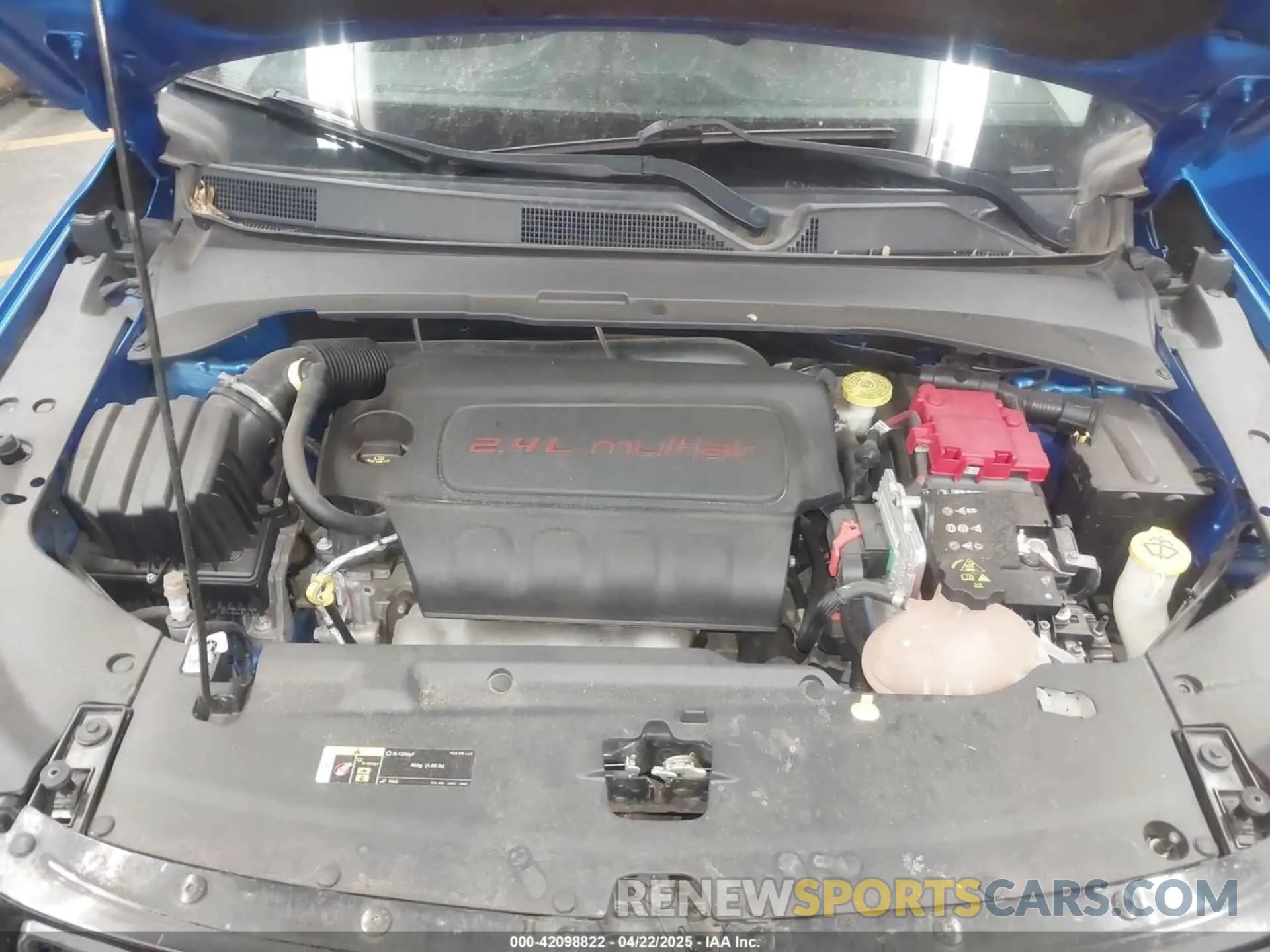 10 Photograph of a damaged car 3C4NJDBB3KT595277 JEEP COMPASS 2019