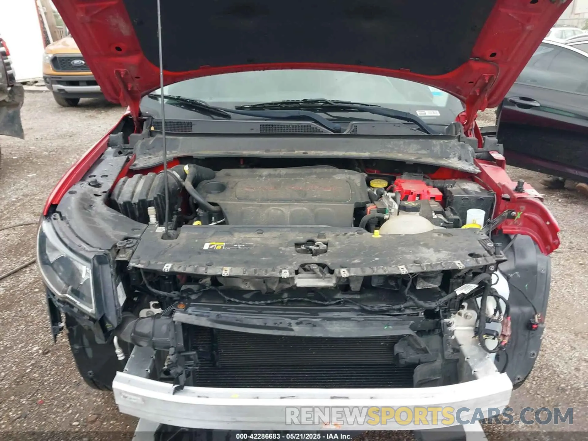 10 Photograph of a damaged car 3C4NJDBB3KT595330 JEEP COMPASS 2019