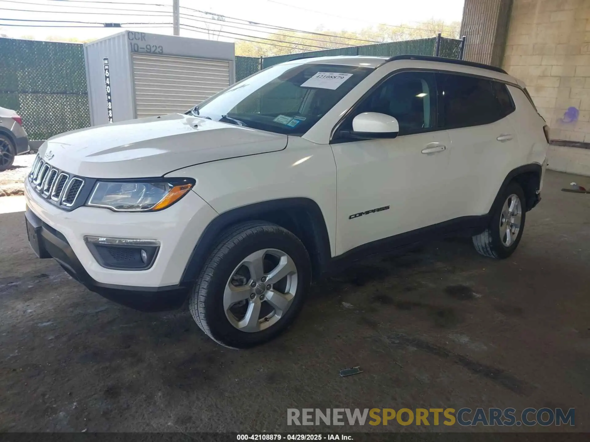2 Photograph of a damaged car 3C4NJDBB3KT654263 JEEP COMPASS 2019
