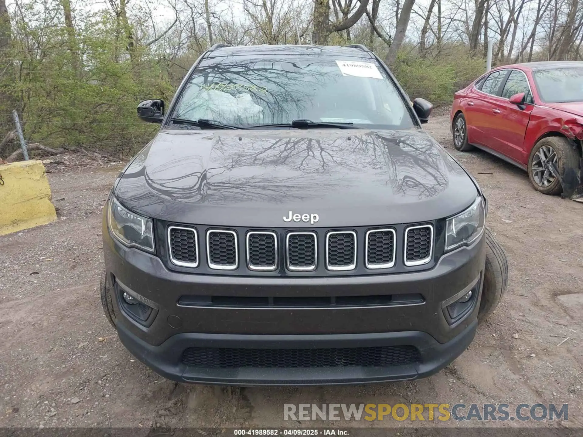 11 Photograph of a damaged car 3C4NJDBB3KT729012 JEEP COMPASS 2019