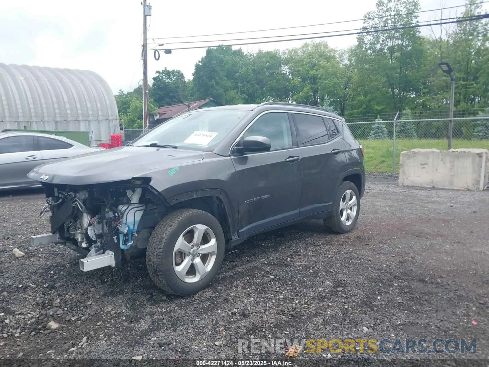 2 Photograph of a damaged car 3C4NJDBB3KT741841 JEEP COMPASS 2019