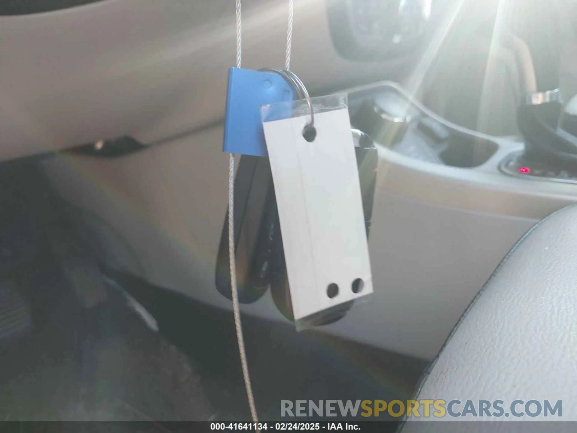 11 Photograph of a damaged car 3C4NJDBB3KT806932 JEEP COMPASS 2019