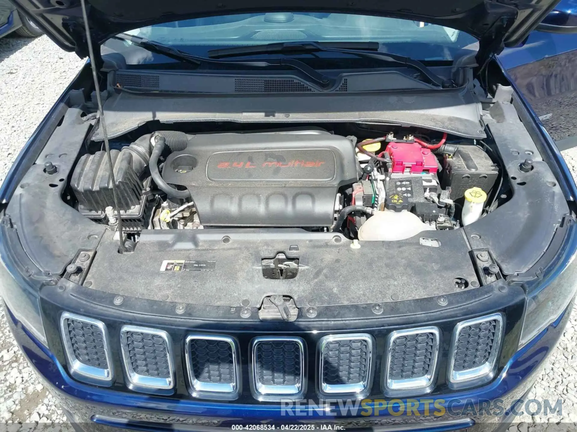 10 Photograph of a damaged car 3C4NJDBB3KT846931 JEEP COMPASS 2019