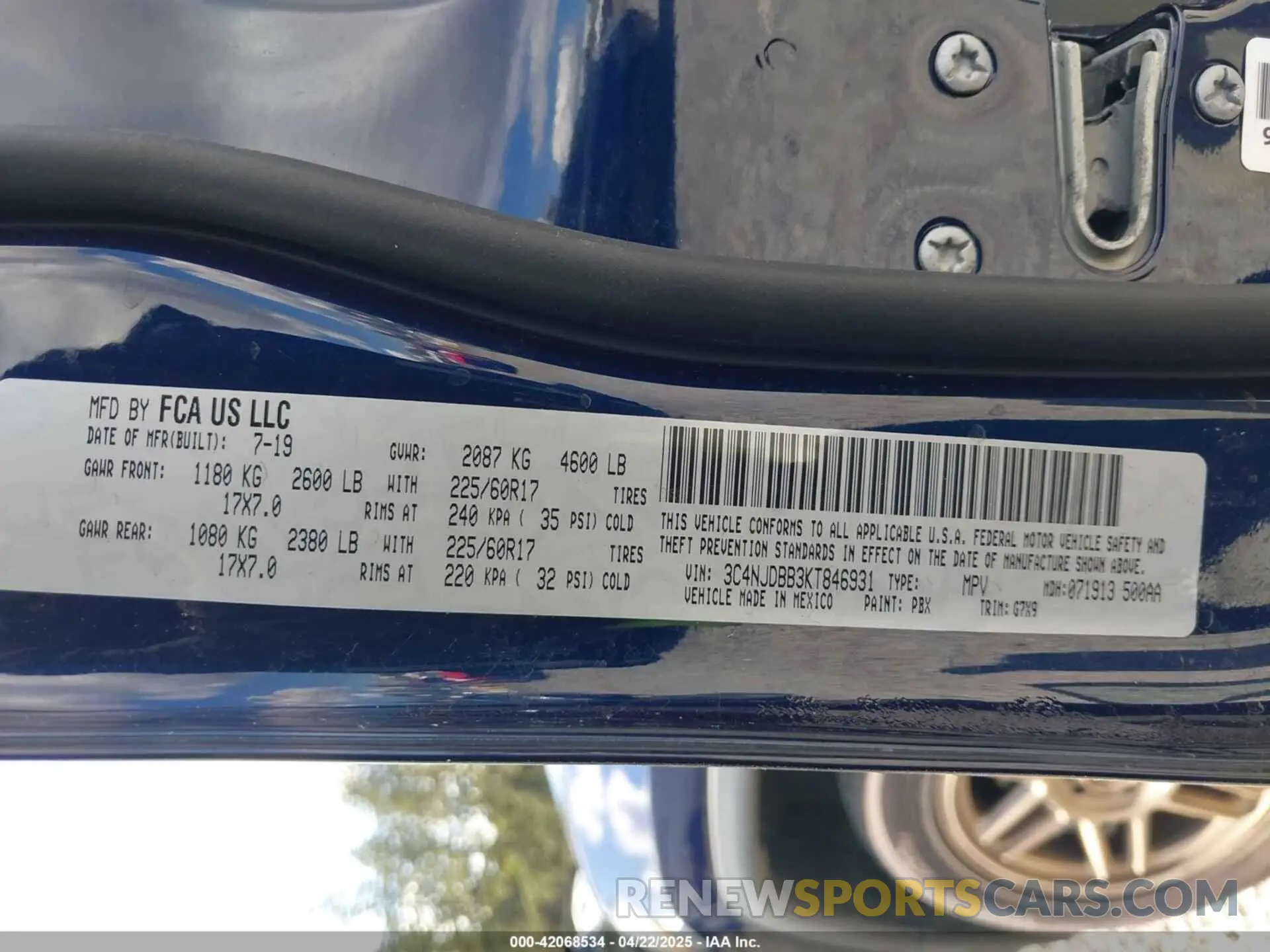 9 Photograph of a damaged car 3C4NJDBB3KT846931 JEEP COMPASS 2019