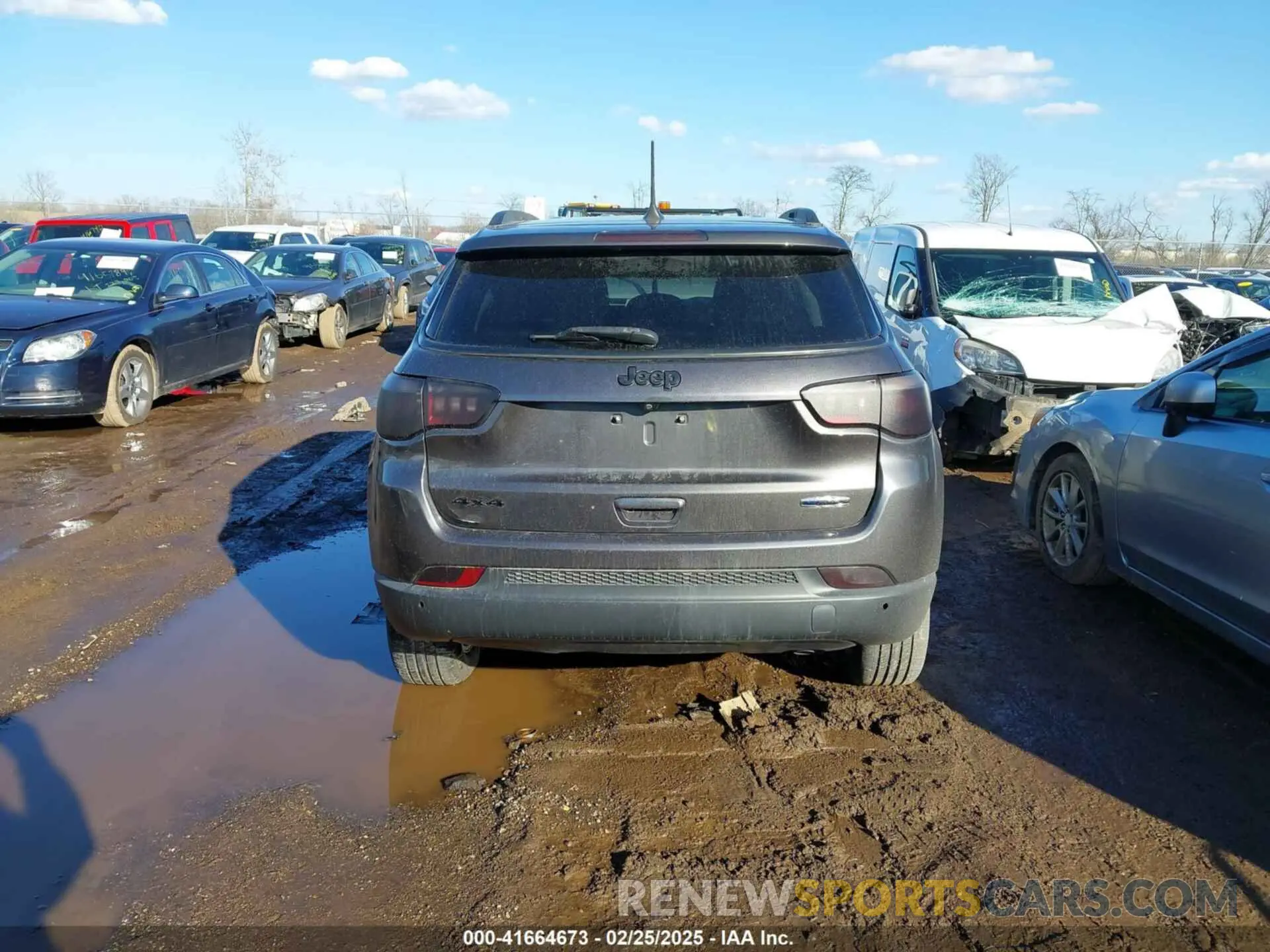 16 Photograph of a damaged car 3C4NJDBB4KT597331 JEEP COMPASS 2019