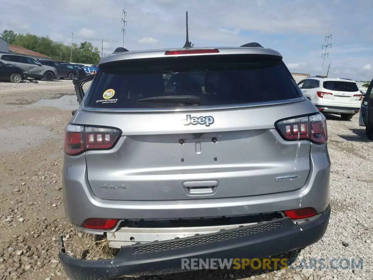 6 Photograph of a damaged car 3C4NJDBB4KT641523 JEEP COMPASS 2019