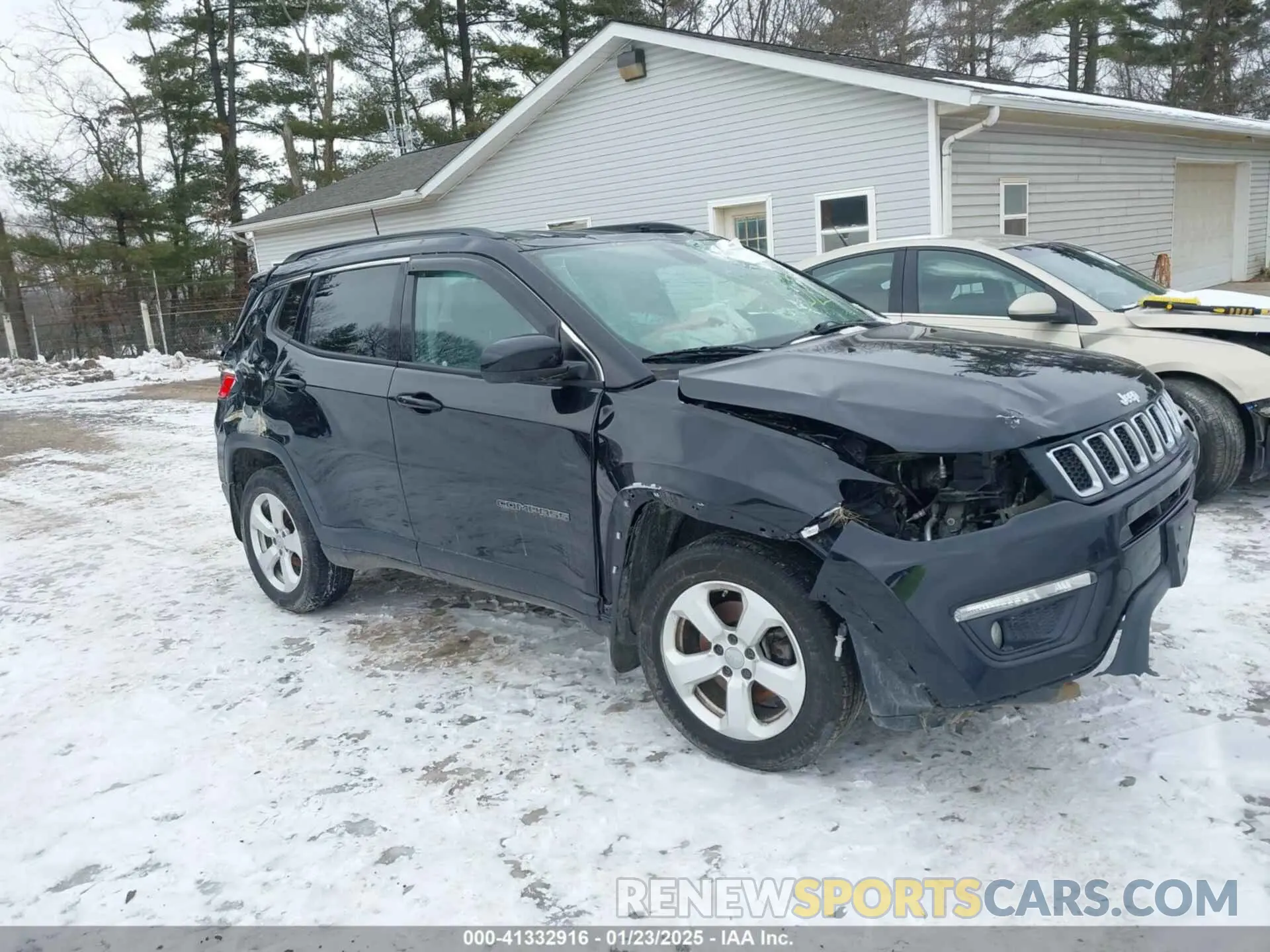 1 Photograph of a damaged car 3C4NJDBB4KT670309 JEEP COMPASS 2019