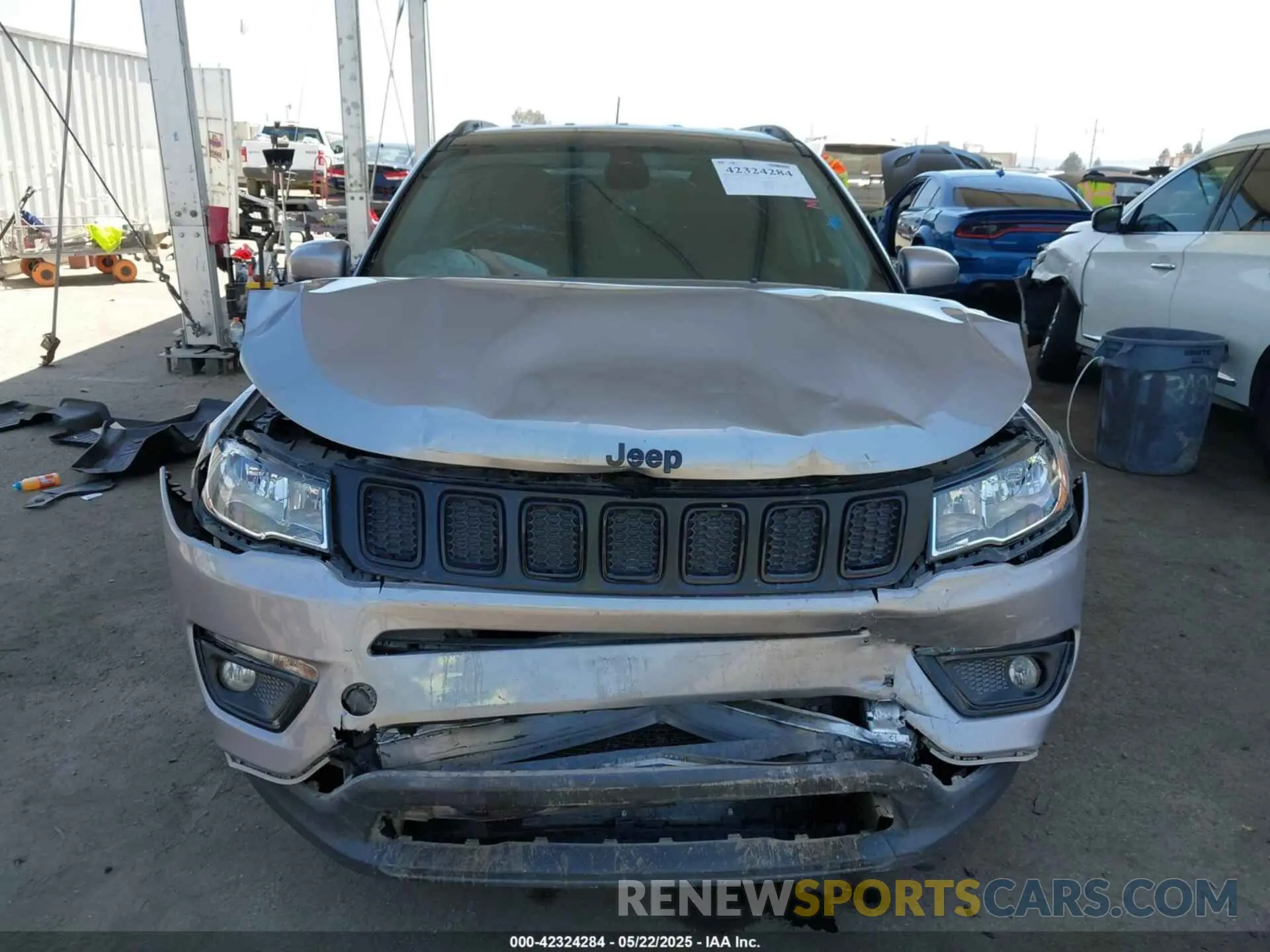 12 Photograph of a damaged car 3C4NJDBB4KT754484 JEEP COMPASS 2019