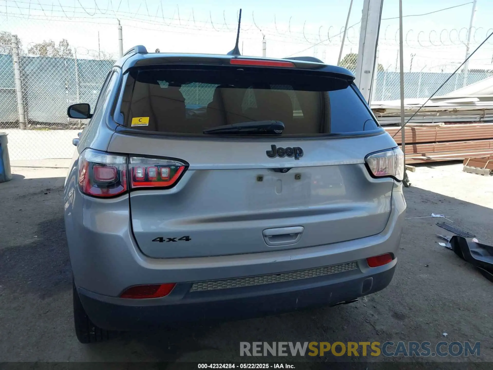 16 Photograph of a damaged car 3C4NJDBB4KT754484 JEEP COMPASS 2019