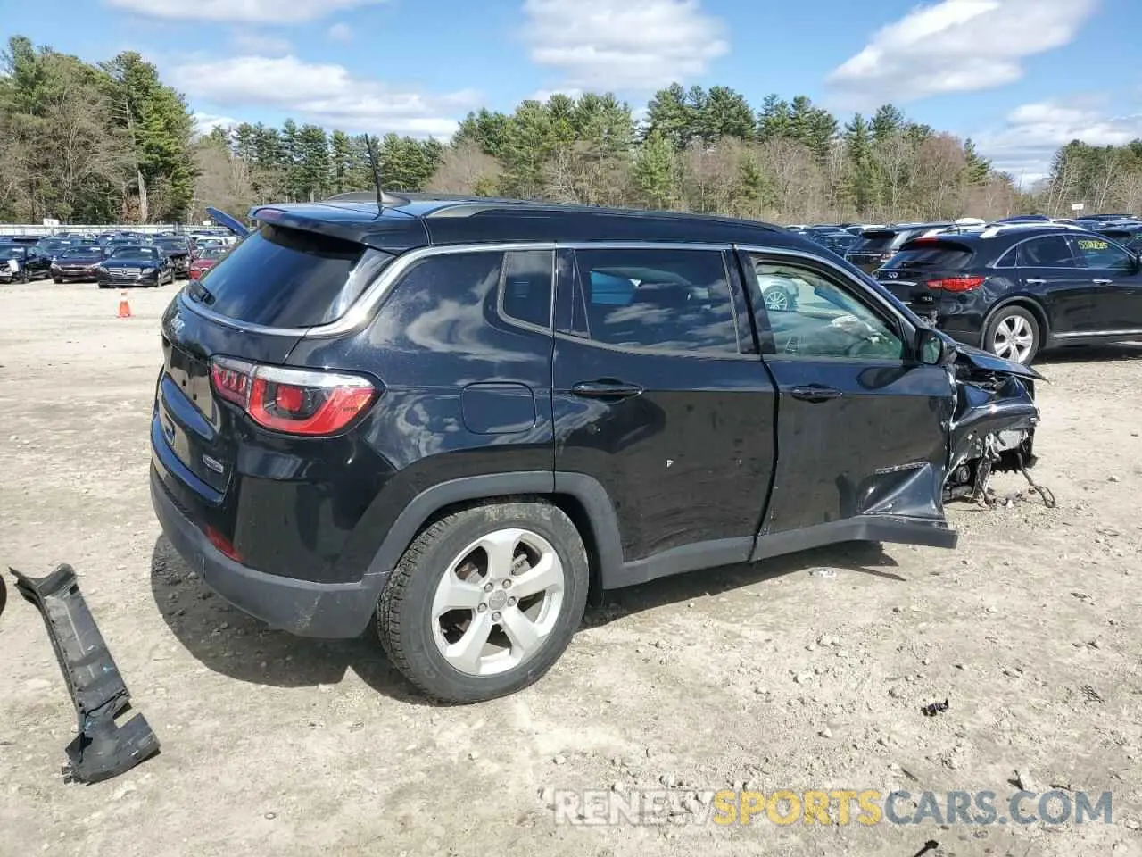 3 Photograph of a damaged car 3C4NJDBB5KT593286 JEEP COMPASS 2019