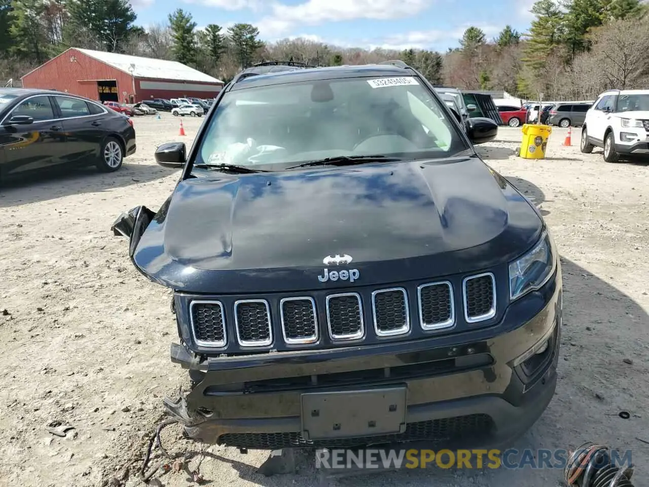 5 Photograph of a damaged car 3C4NJDBB5KT593286 JEEP COMPASS 2019