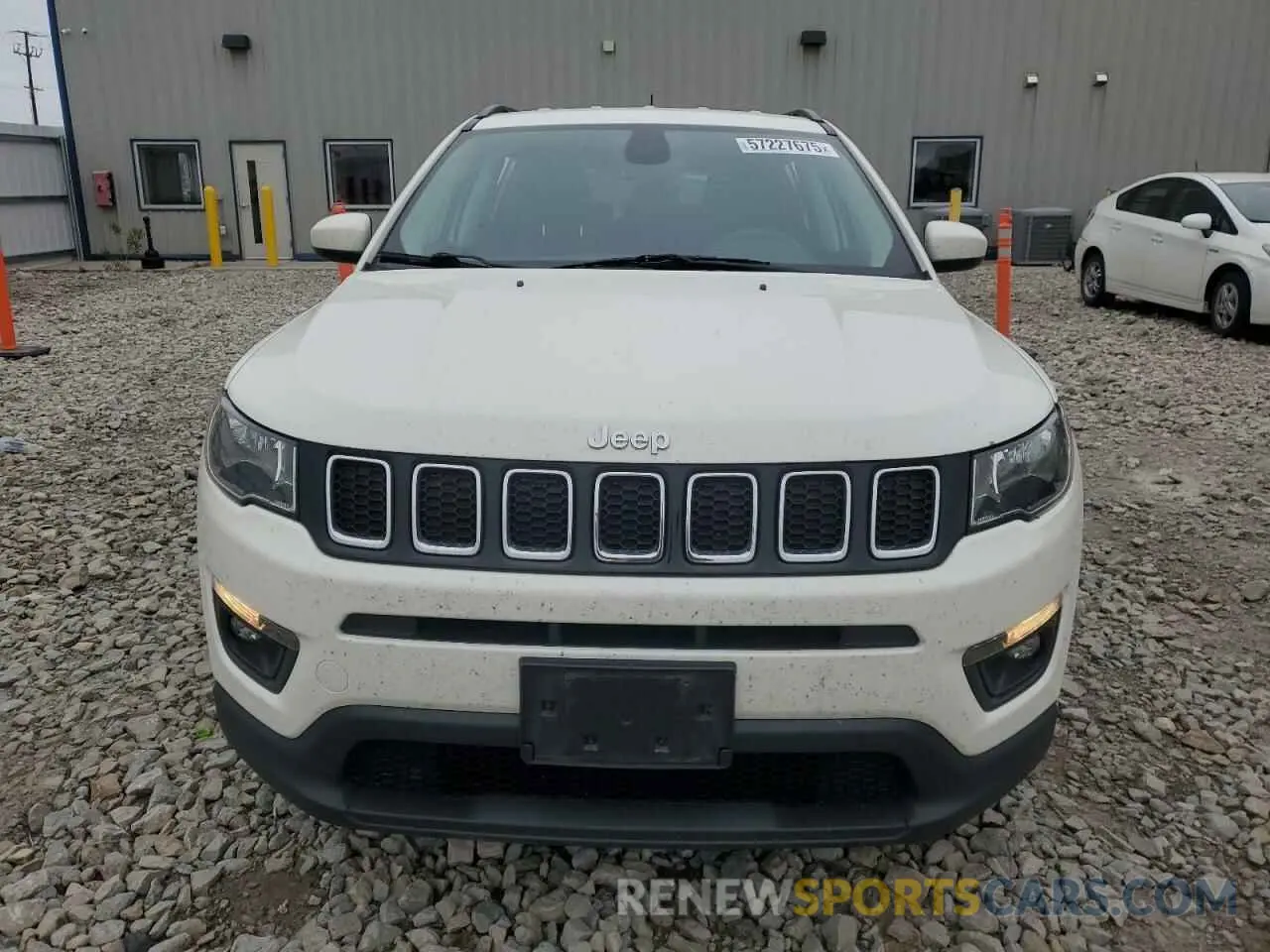 5 Photograph of a damaged car 3C4NJDBB5KT595474 JEEP COMPASS 2019