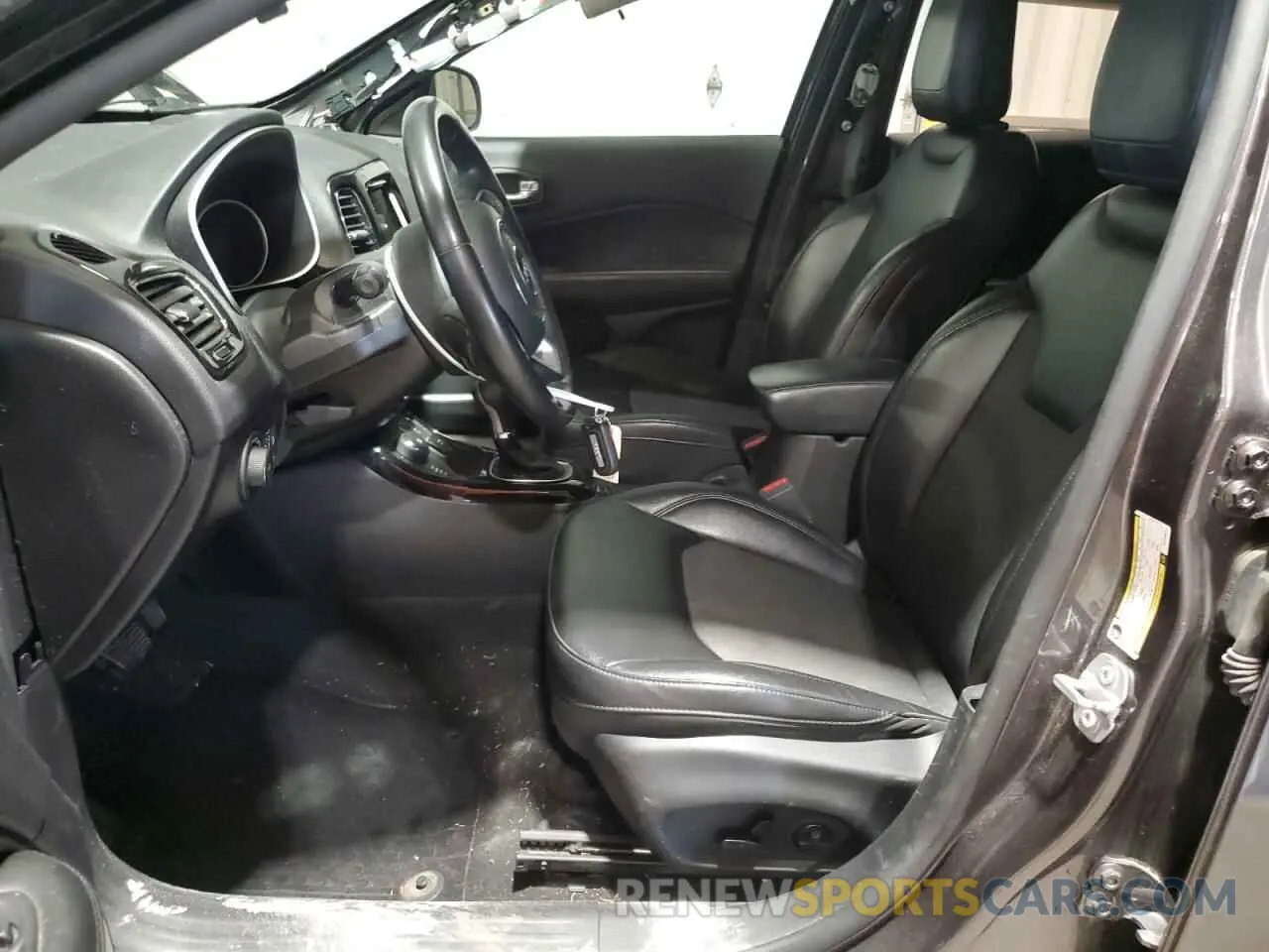 7 Photograph of a damaged car 3C4NJDBB5KT724071 JEEP COMPASS 2019
