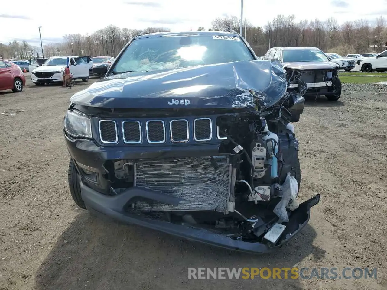 5 Photograph of a damaged car 3C4NJDBB5KT767907 JEEP COMPASS 2019