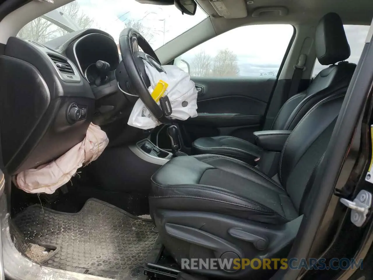 7 Photograph of a damaged car 3C4NJDBB5KT767907 JEEP COMPASS 2019