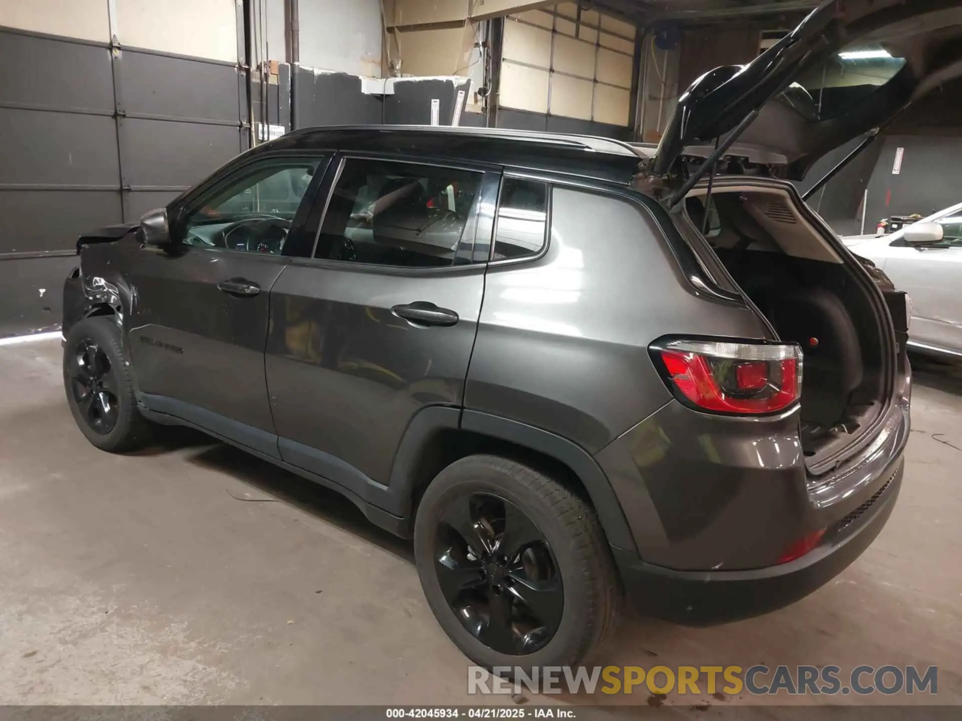 3 Photograph of a damaged car 3C4NJDBB5KT787672 JEEP COMPASS 2019