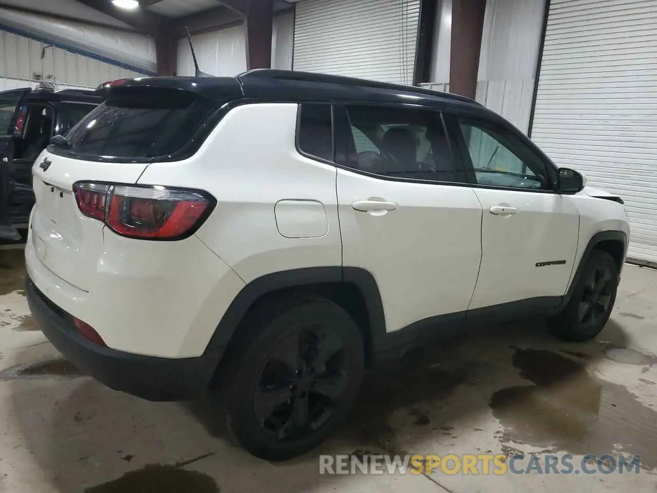 3 Photograph of a damaged car 3C4NJDBB5KT834215 JEEP COMPASS 2019