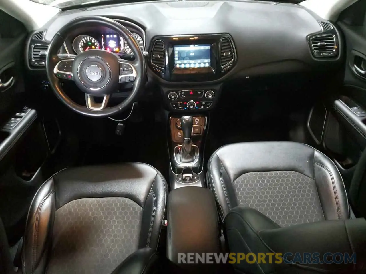 8 Photograph of a damaged car 3C4NJDBB5KT834215 JEEP COMPASS 2019