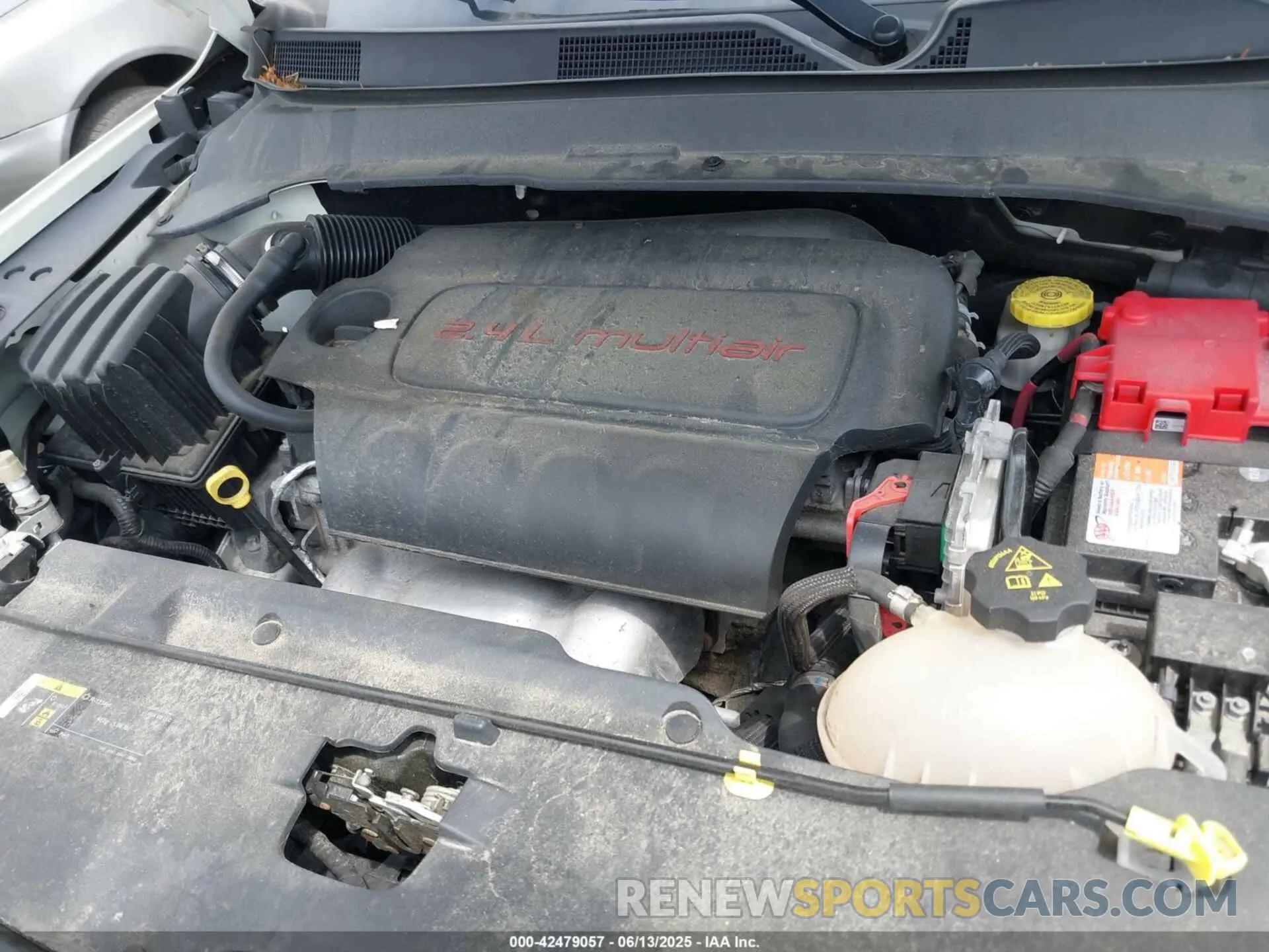10 Photograph of a damaged car 3C4NJDBB6KT601993 JEEP COMPASS 2019