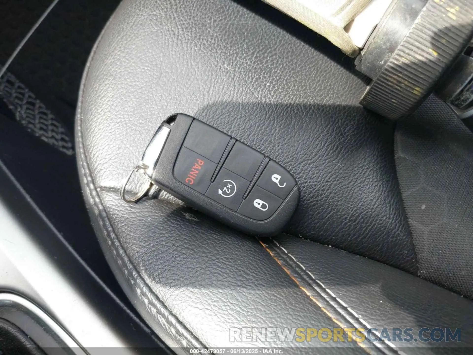 11 Photograph of a damaged car 3C4NJDBB6KT601993 JEEP COMPASS 2019
