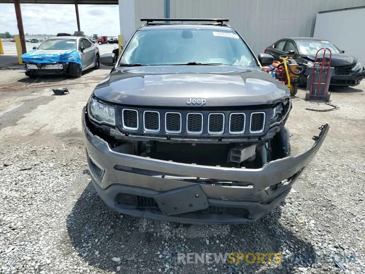 5 Photograph of a damaged car 3C4NJDBB6KT650403 JEEP COMPASS 2019