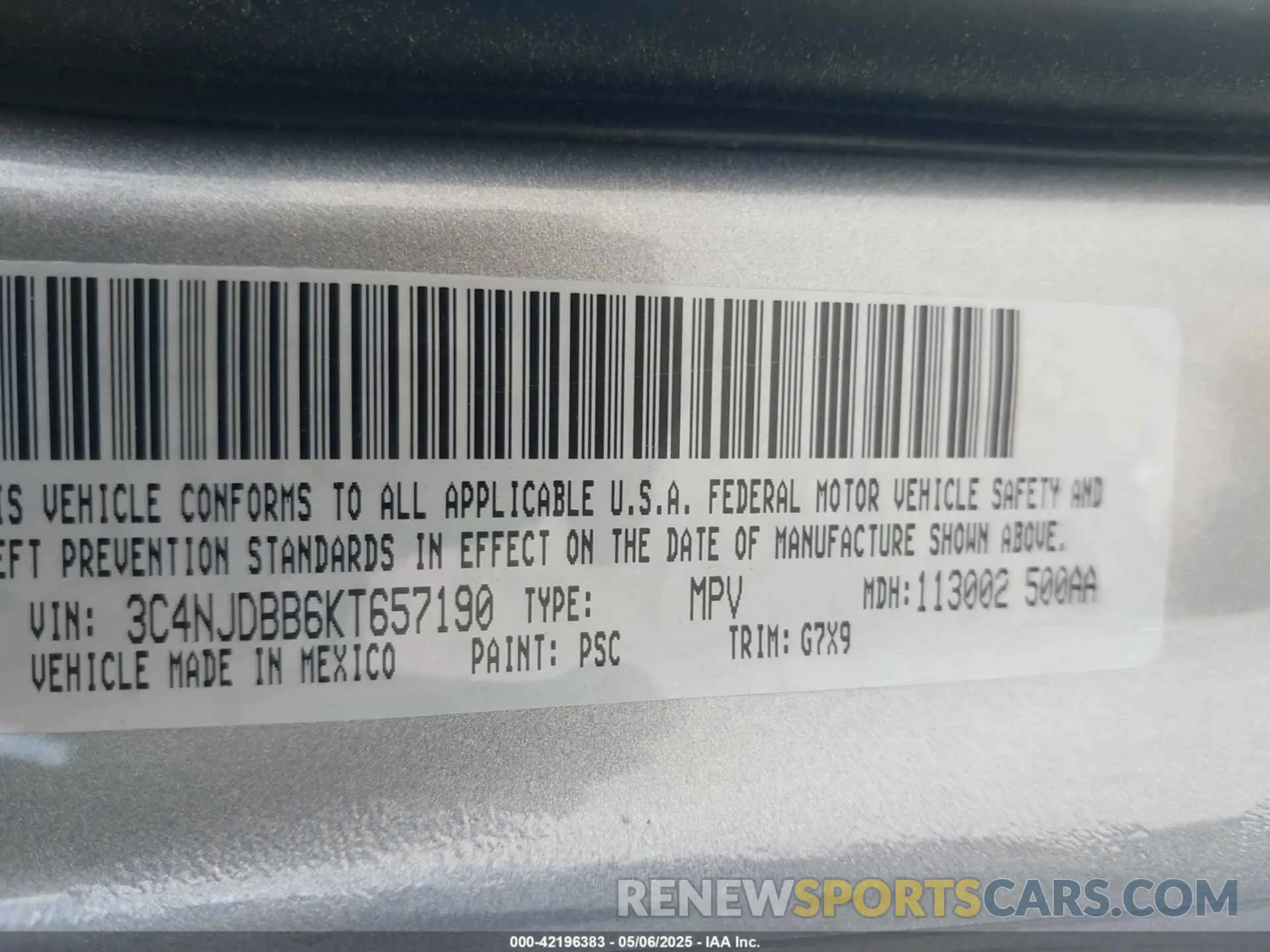 9 Photograph of a damaged car 3C4NJDBB6KT657190 JEEP COMPASS 2019