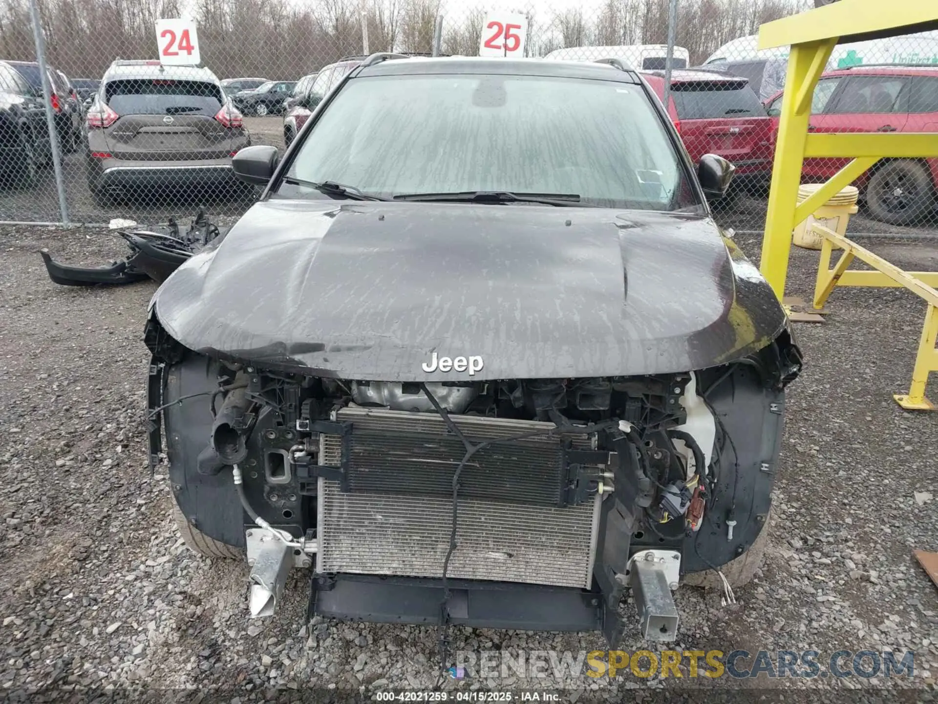 13 Photograph of a damaged car 3C4NJDBB6KT682719 JEEP COMPASS 2019