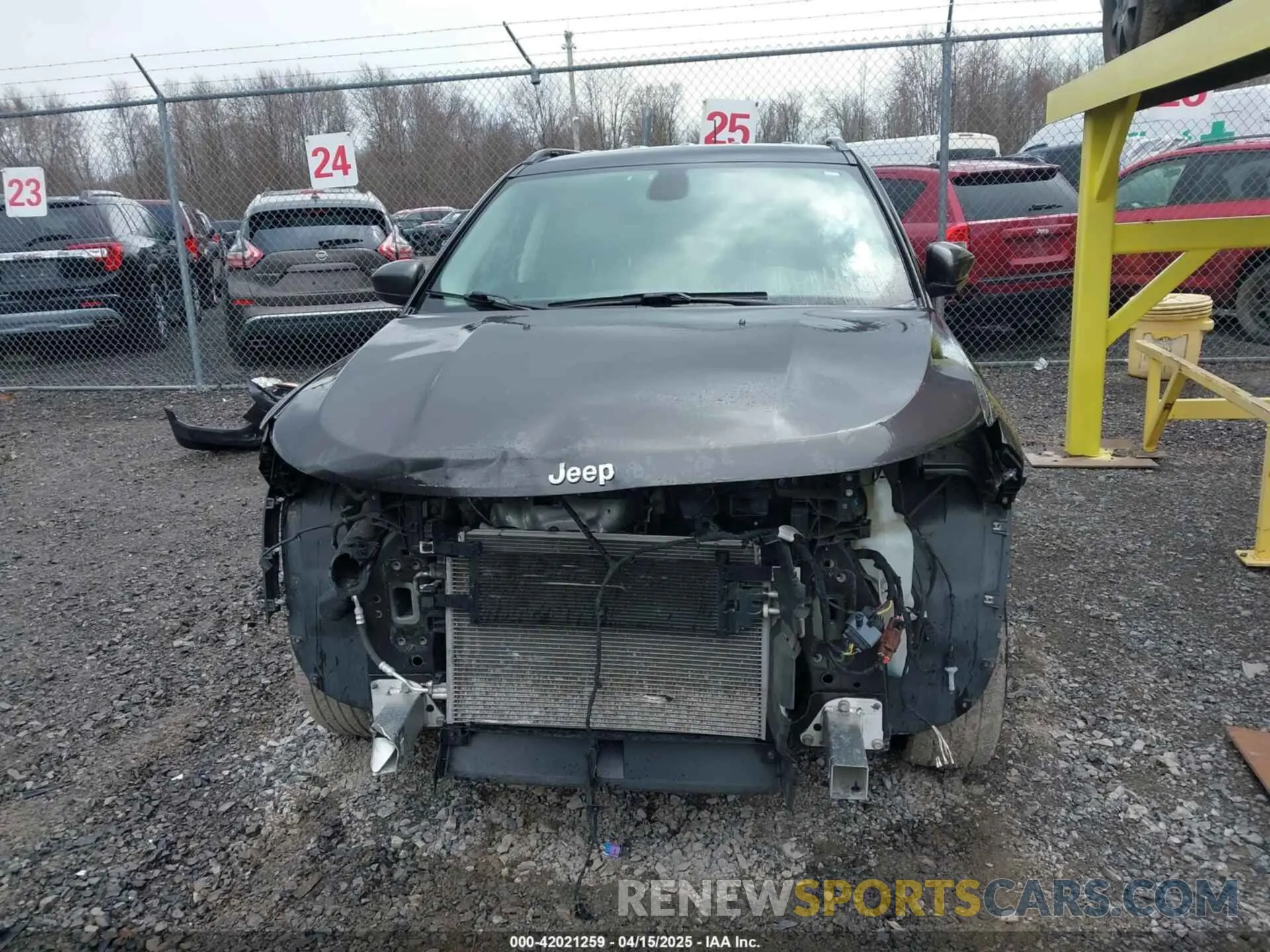 6 Photograph of a damaged car 3C4NJDBB6KT682719 JEEP COMPASS 2019