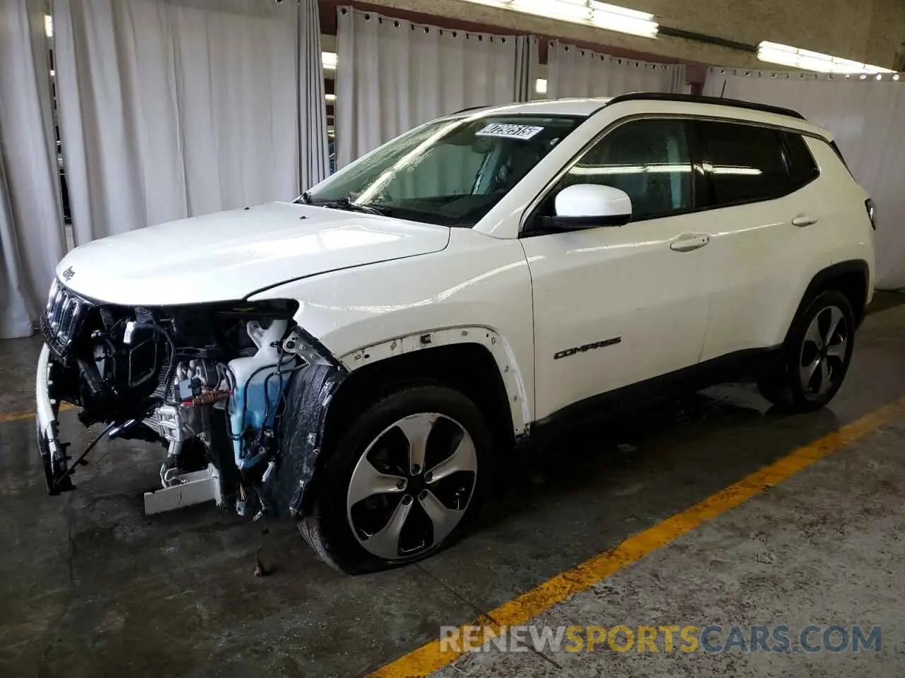 1 Photograph of a damaged car 3C4NJDBB6KT729375 JEEP COMPASS 2019