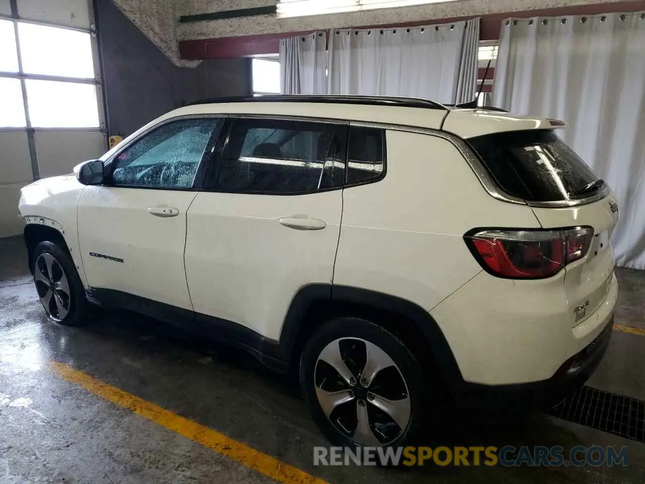 2 Photograph of a damaged car 3C4NJDBB6KT729375 JEEP COMPASS 2019