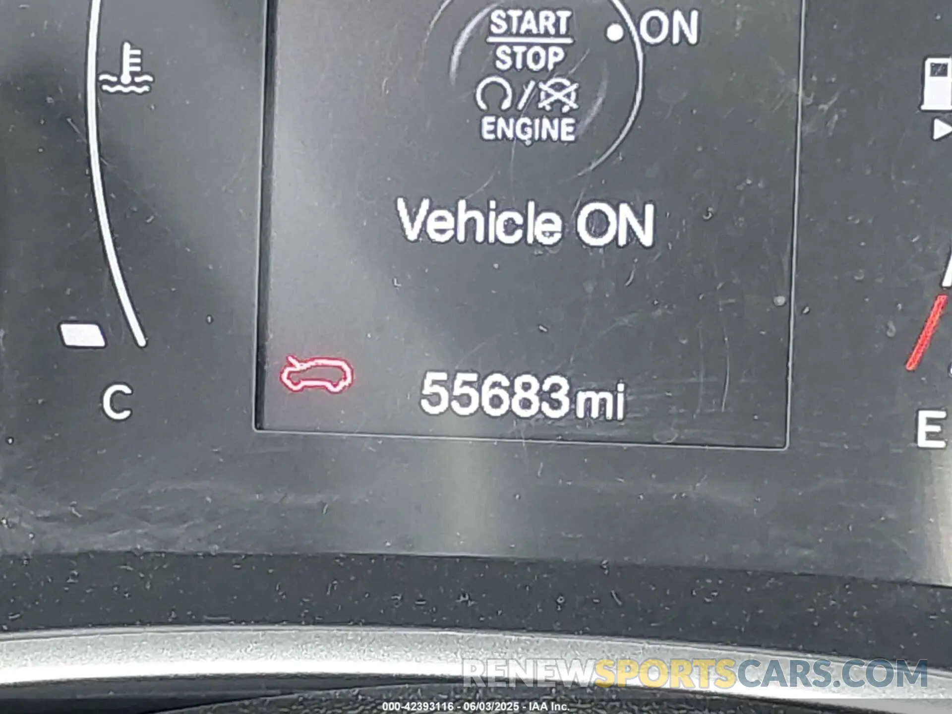 15 Photograph of a damaged car 3C4NJDBB6KT741137 JEEP COMPASS 2019