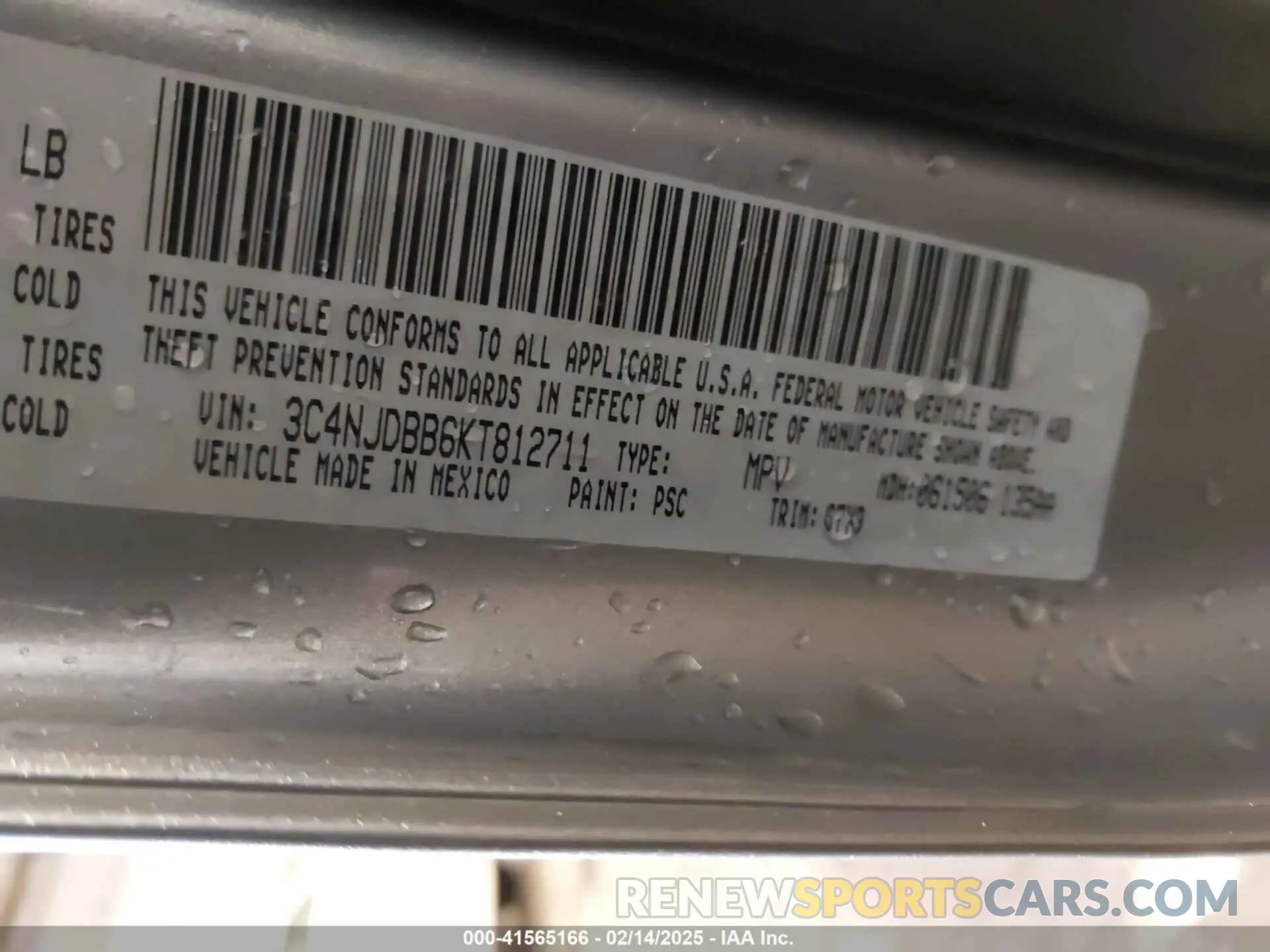 9 Photograph of a damaged car 3C4NJDBB6KT812711 JEEP COMPASS 2019