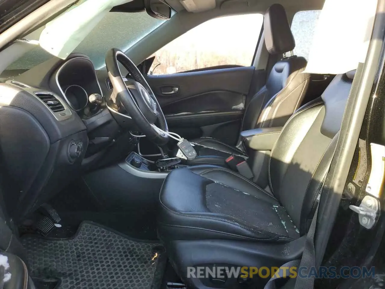7 Photograph of a damaged car 3C4NJDBB7KT593595 JEEP COMPASS 2019