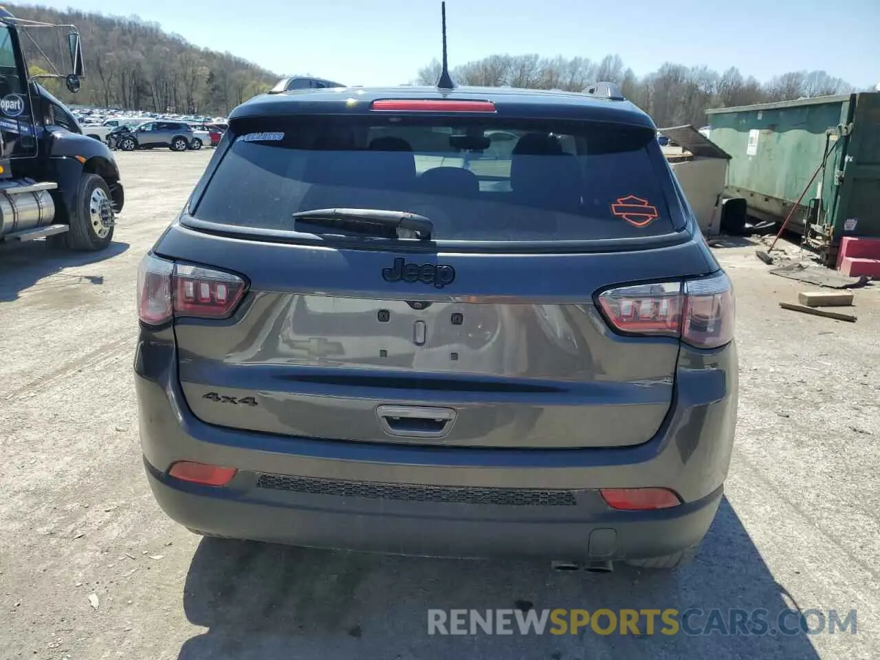 6 Photograph of a damaged car 3C4NJDBB7KT652855 JEEP COMPASS 2019