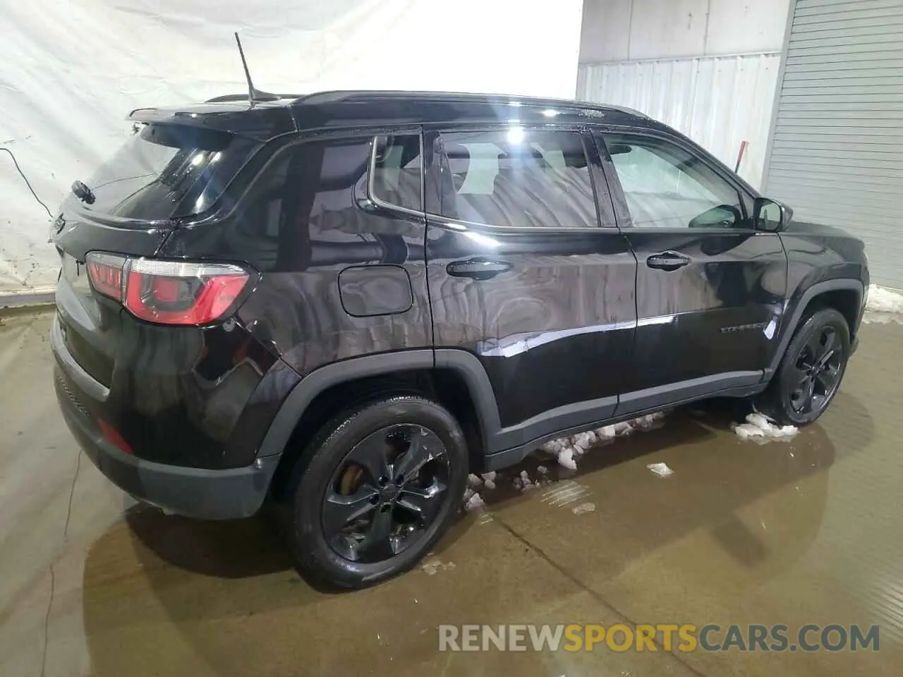 3 Photograph of a damaged car 3C4NJDBB7KT697732 JEEP COMPASS 2019