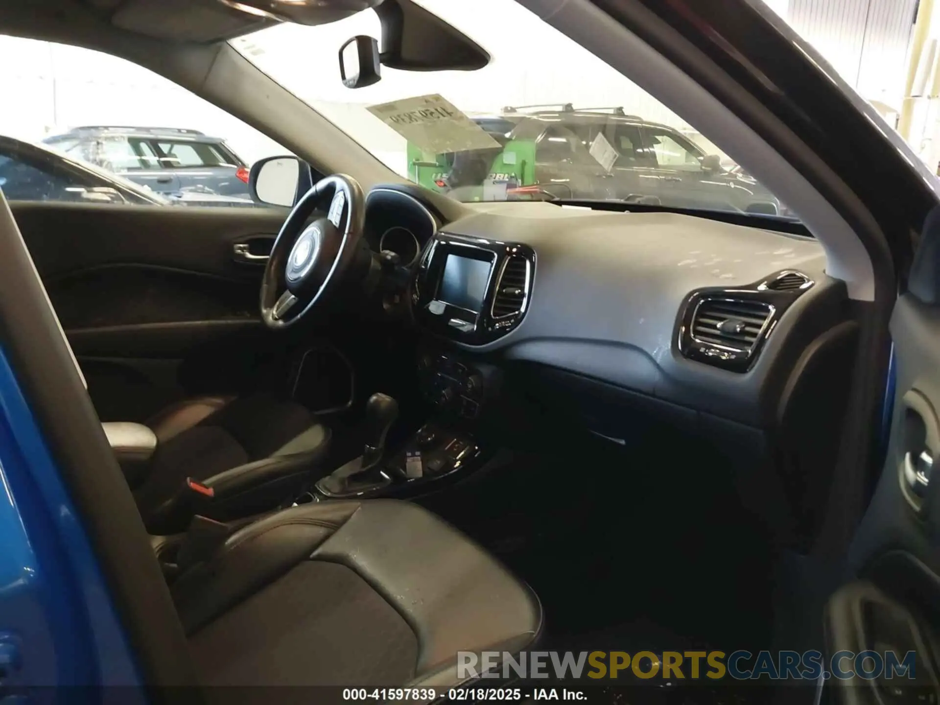 5 Photograph of a damaged car 3C4NJDBB7KT741048 JEEP COMPASS 2019