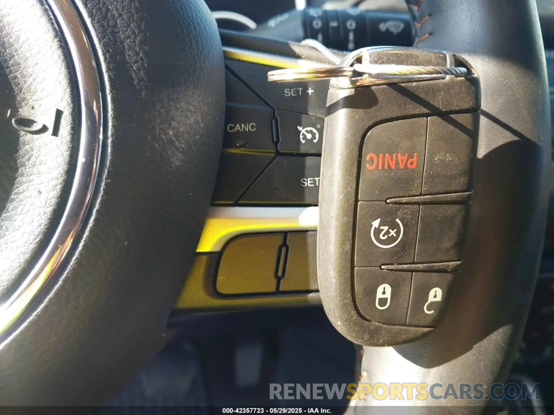 11 Photograph of a damaged car 3C4NJDBB7KT761185 JEEP COMPASS 2019