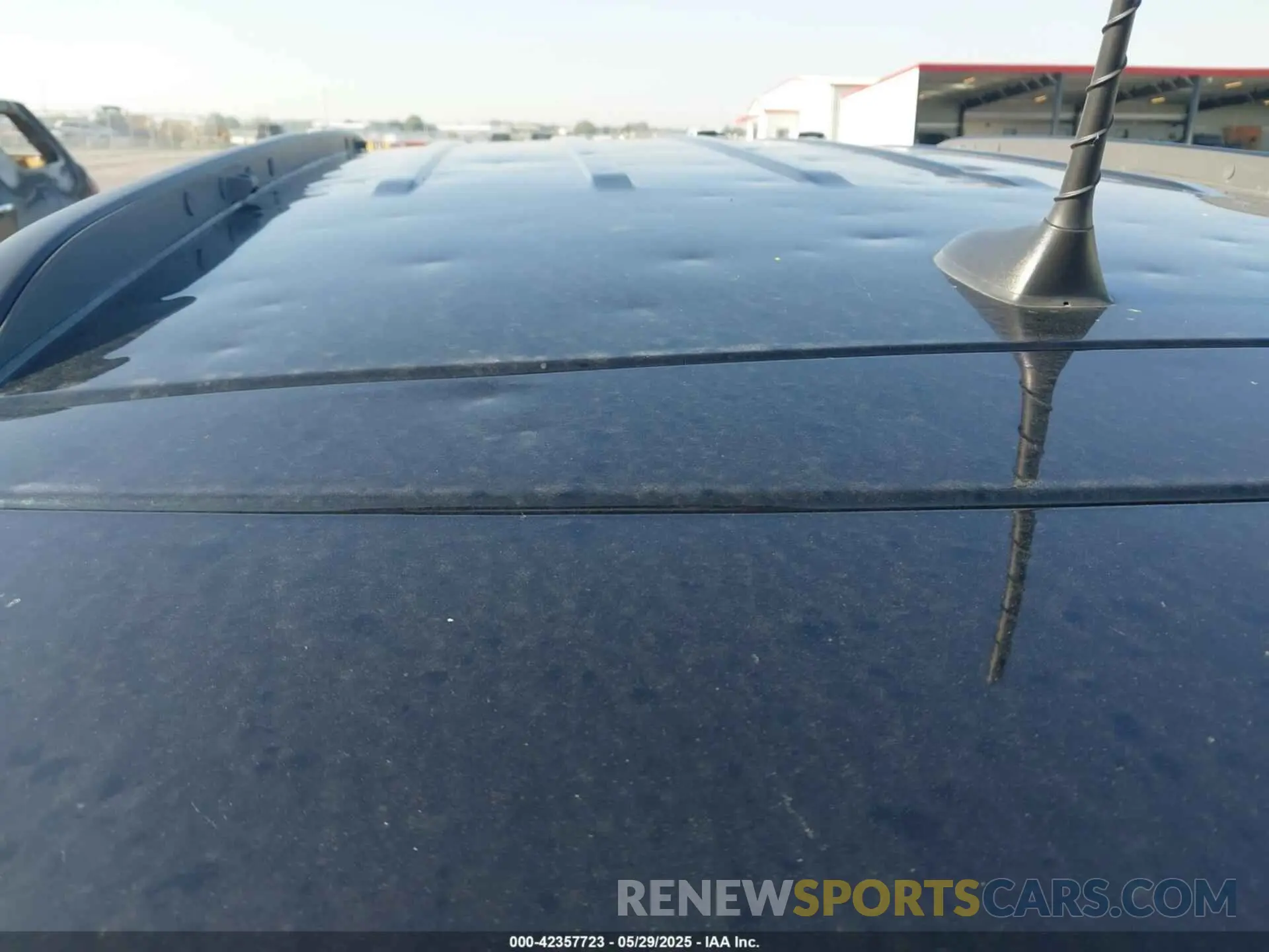 20 Photograph of a damaged car 3C4NJDBB7KT761185 JEEP COMPASS 2019