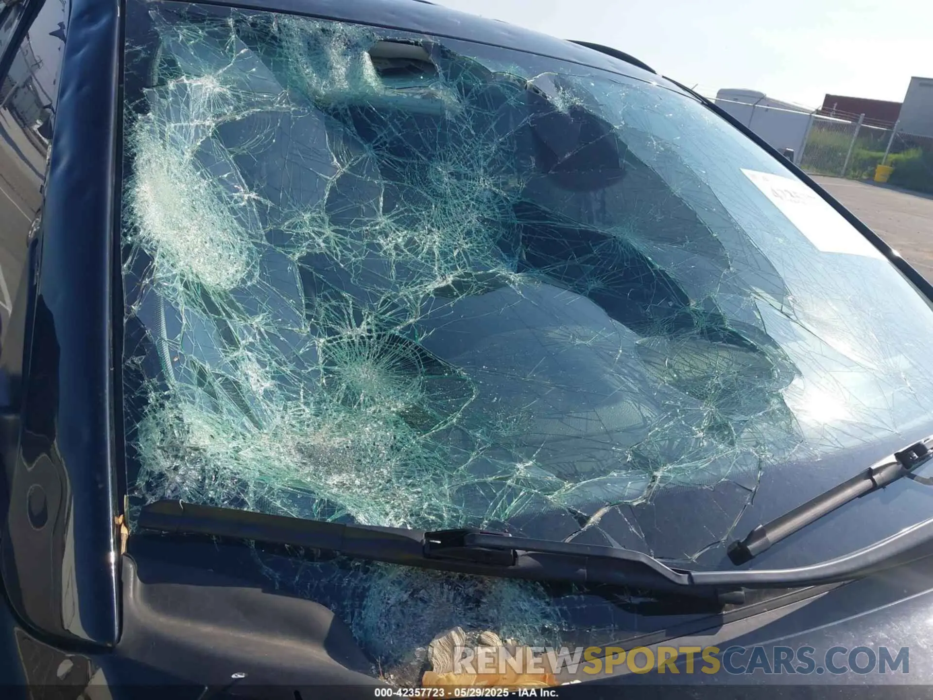 6 Photograph of a damaged car 3C4NJDBB7KT761185 JEEP COMPASS 2019