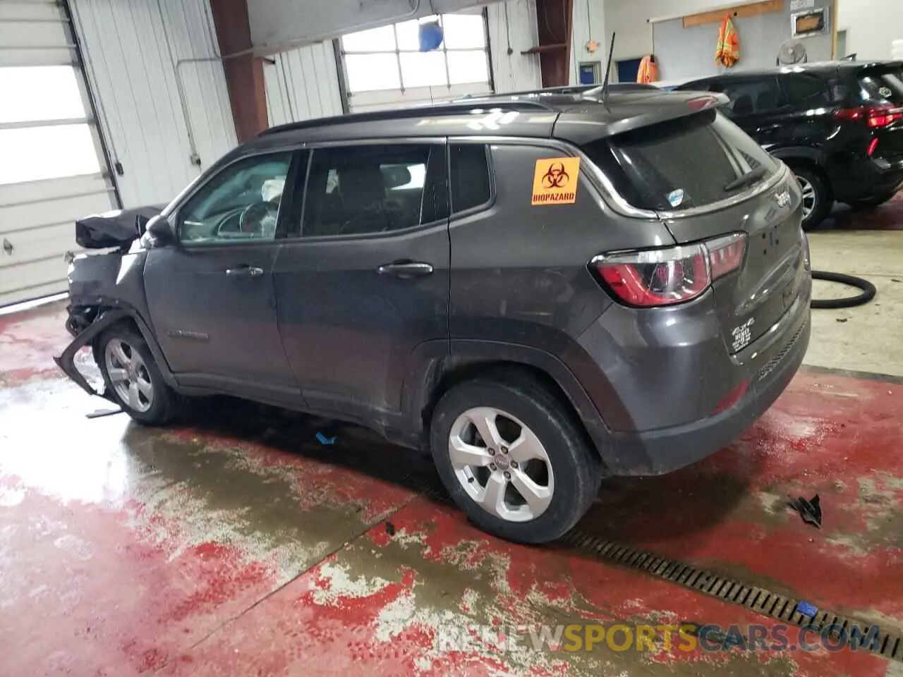 2 Photograph of a damaged car 3C4NJDBB7KT806934 JEEP COMPASS 2019