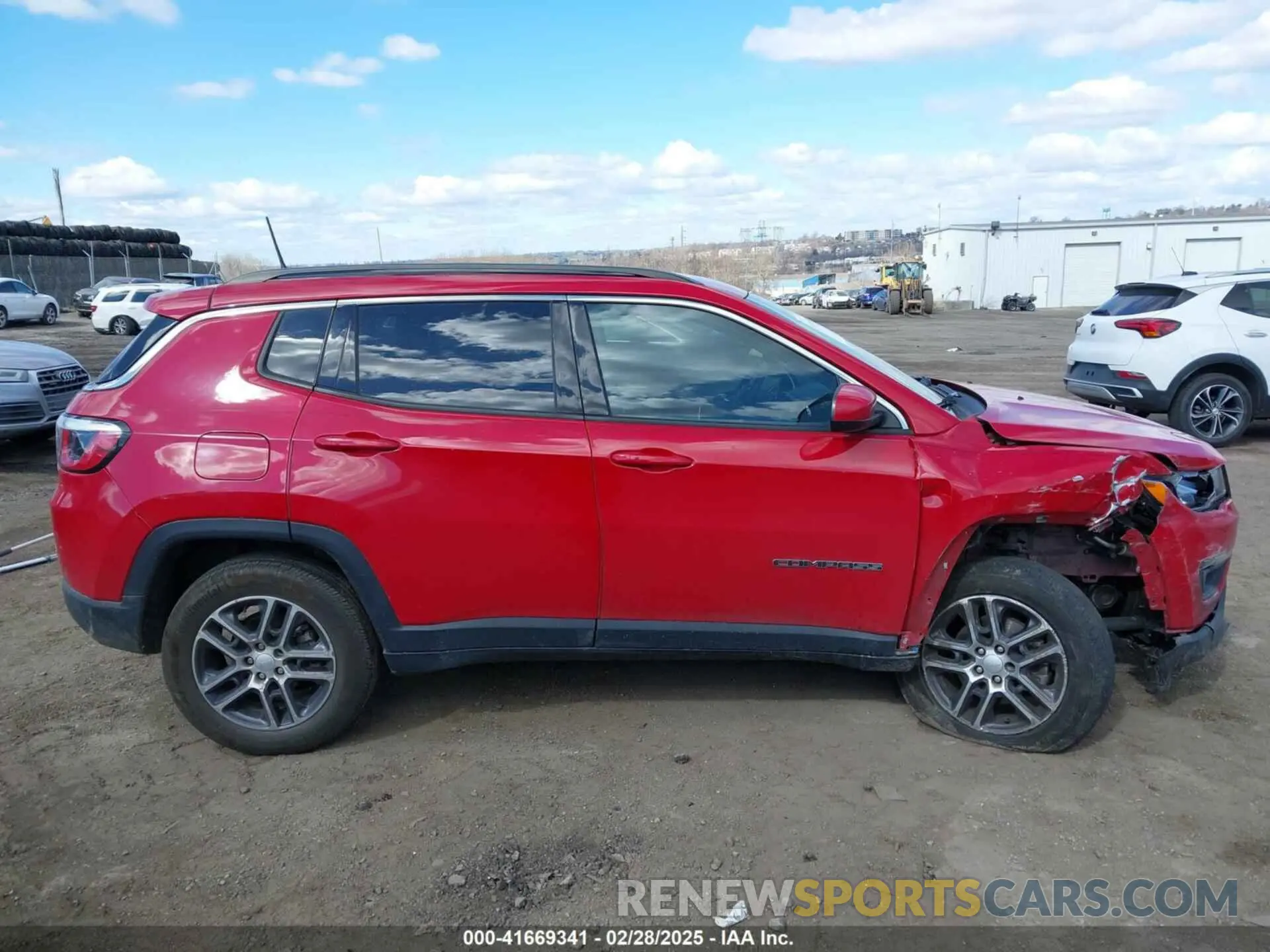 12 Photograph of a damaged car 3C4NJDBB7KT828772 JEEP COMPASS 2019