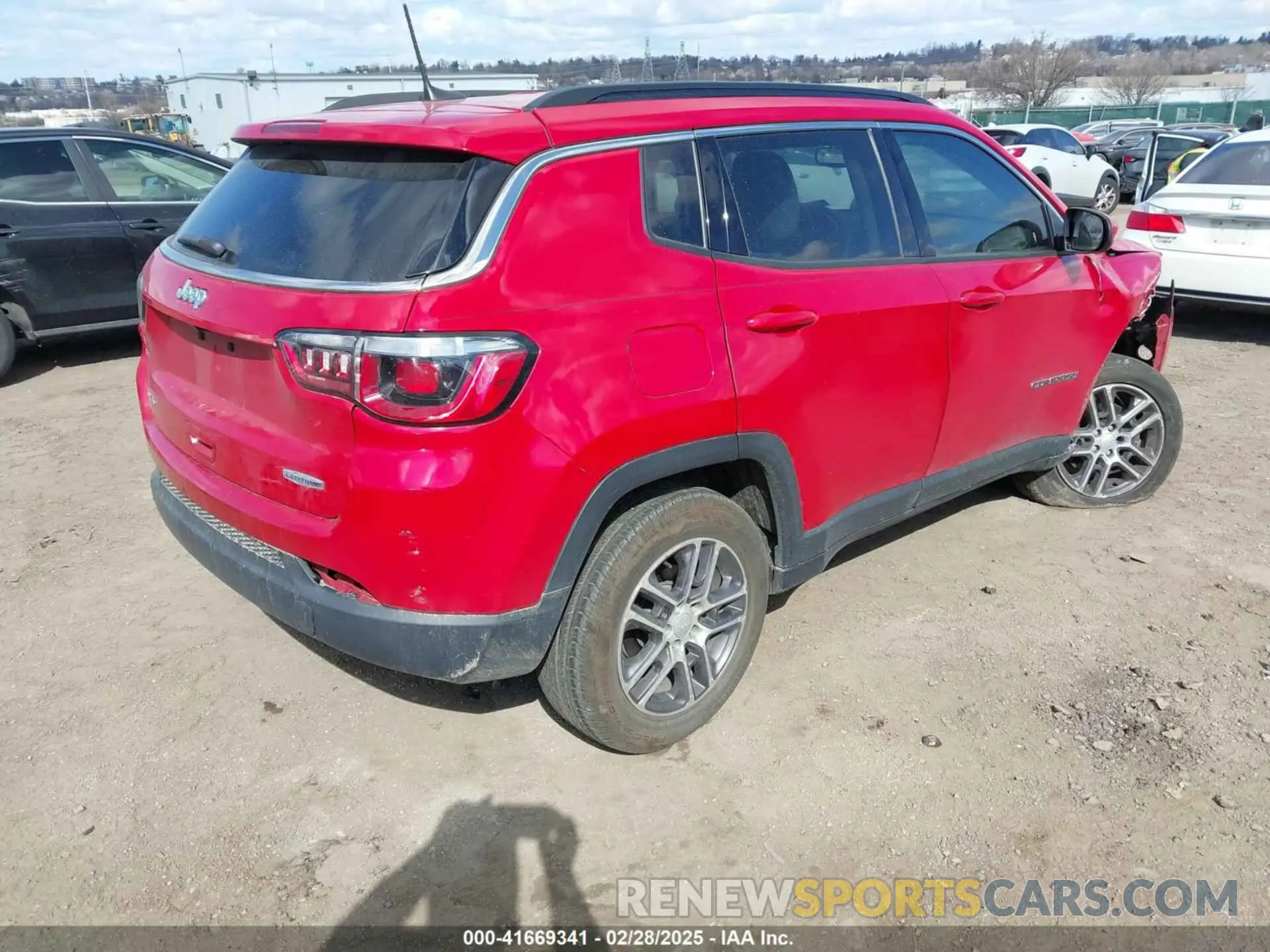 4 Photograph of a damaged car 3C4NJDBB7KT828772 JEEP COMPASS 2019