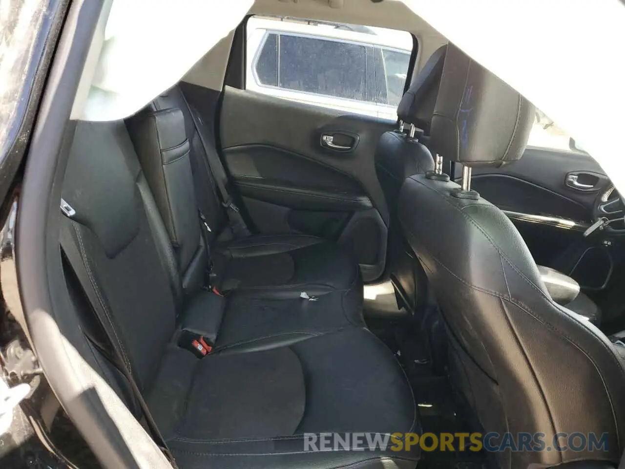 11 Photograph of a damaged car 3C4NJDBB7KT847886 JEEP COMPASS 2019