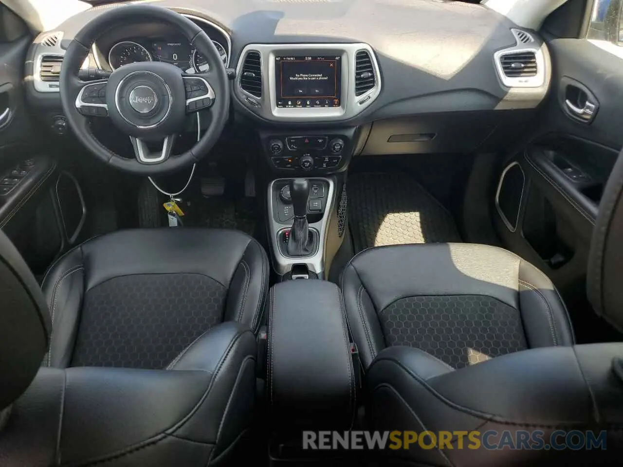8 Photograph of a damaged car 3C4NJDBB8KT598658 JEEP COMPASS 2019