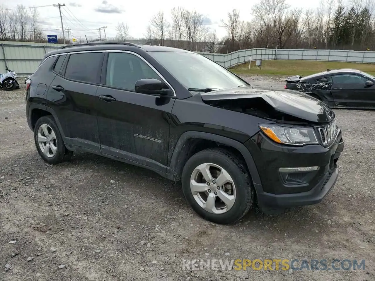 4 Photograph of a damaged car 3C4NJDBB8KT599275 JEEP COMPASS 2019