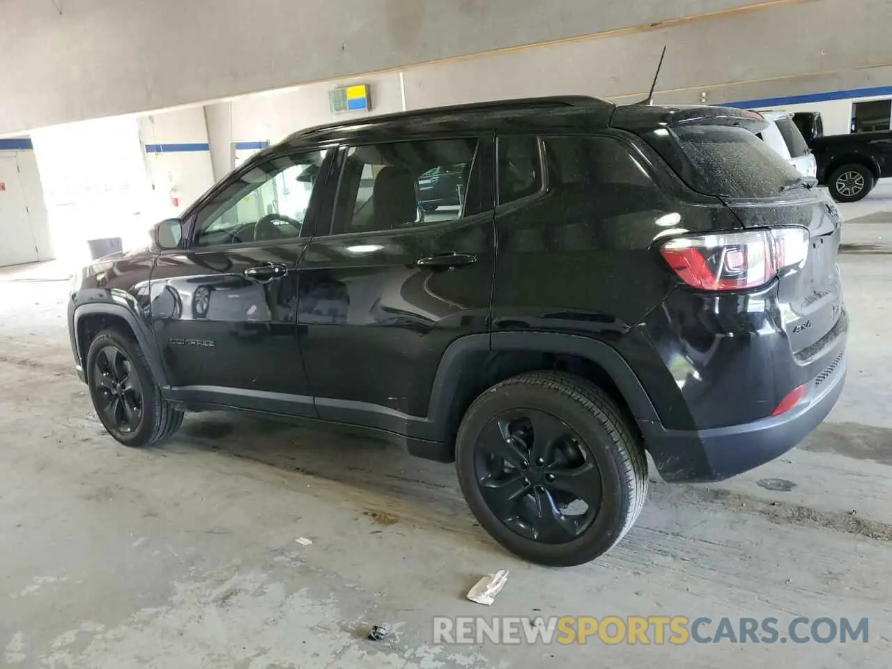 2 Photograph of a damaged car 3C4NJDBB8KT647373 JEEP COMPASS 2019